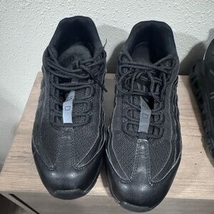 Nike Black Men's Athletic Shoes Air Max 95